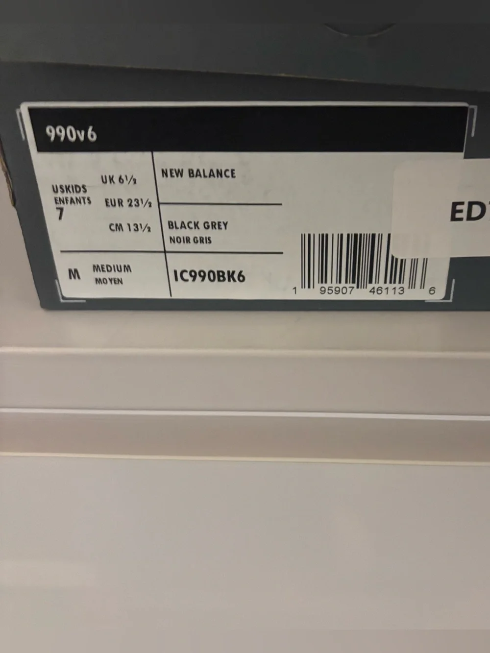 New Balance Kids 990 Sneaker — Black/Grey/White  size 7c New!!